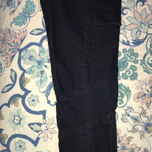 Cargo pants - Picture 3 of 8